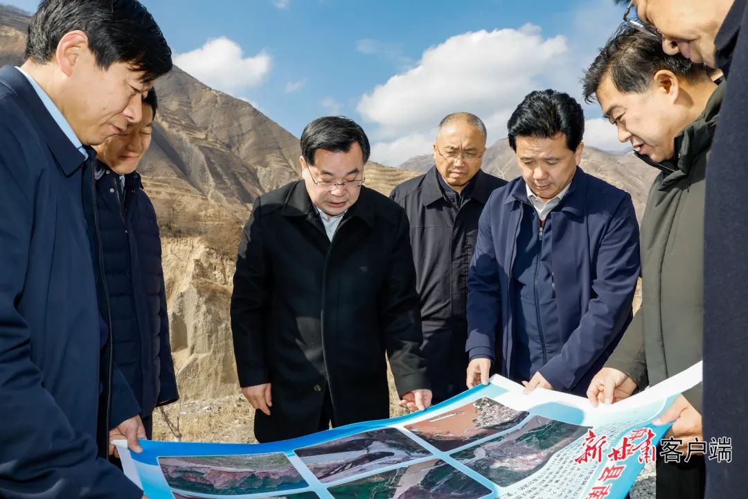 e6a2d4264fd080f7bba4e5c184911476.jpg 640.jpg