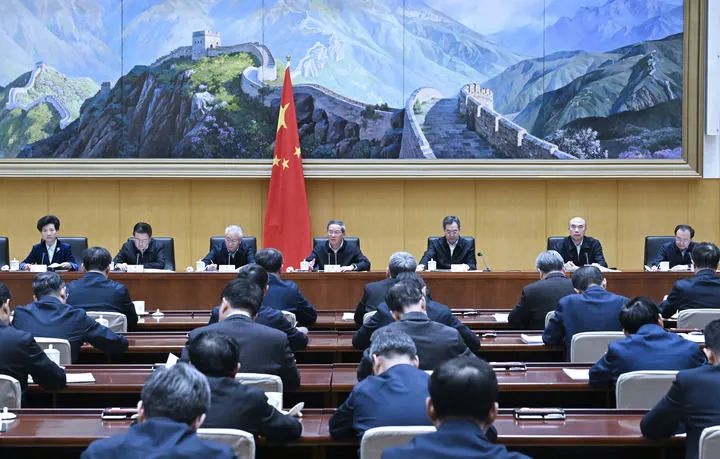 a6ee05a65faccde03d41faff0d1aea5a.jpg 640.jpg